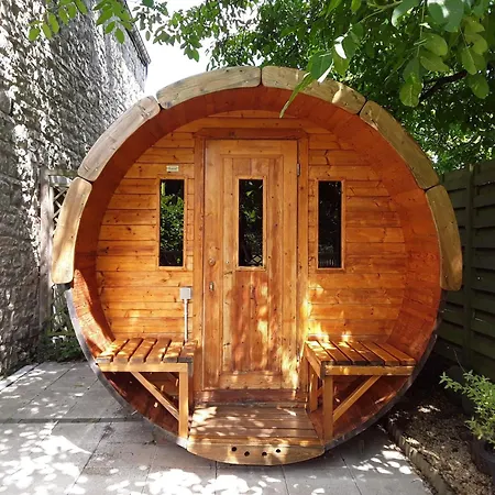 Luxury With Sauna, Cleaning Included * Melreux